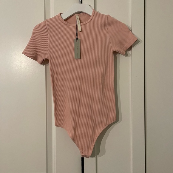 Aritzia Bodysuit - Picture 1 of 3